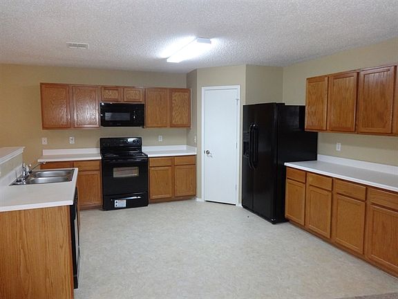 5th image of 5316 Royal Burgess Dr