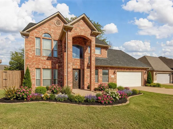 3715 Bridle Ct, College Station, TX 77845
