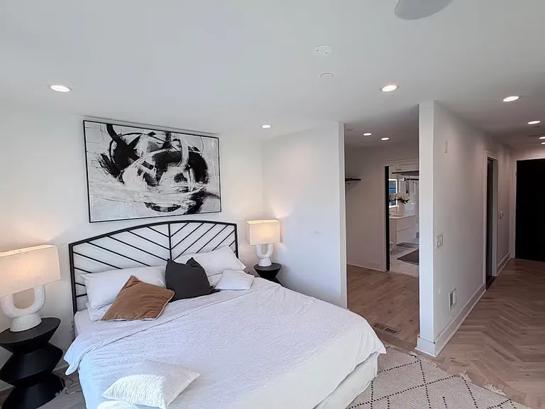 1311 R St NW #1 — Photo 6