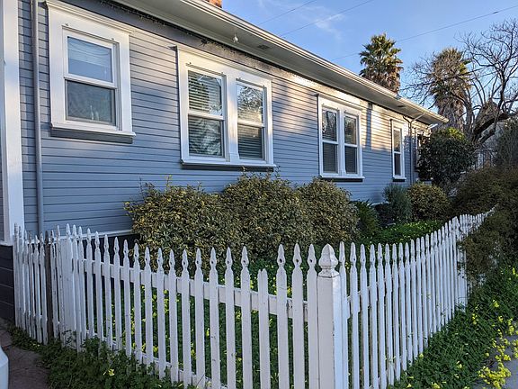 3rd image of 301 4th St