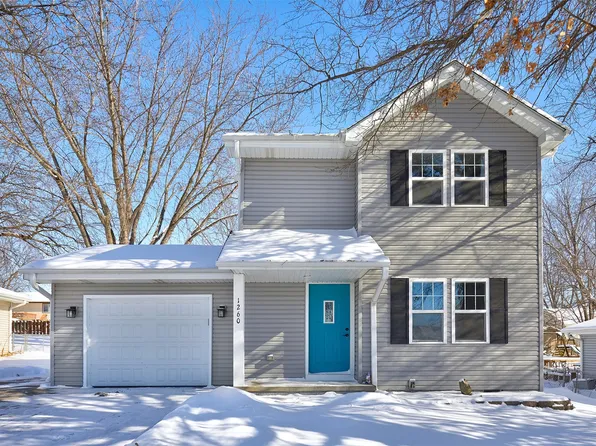 1260 Hardin Dr, Carlisle, IA 50047