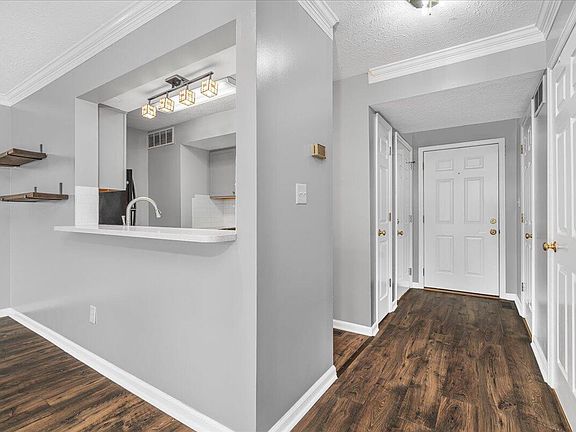 5th image of 108 Park Place Ct