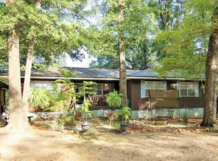 47 Lake Susie Rd, Hawkinsville, GA 31036