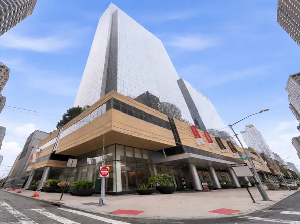 460 West 42nd Street image 1 of 14