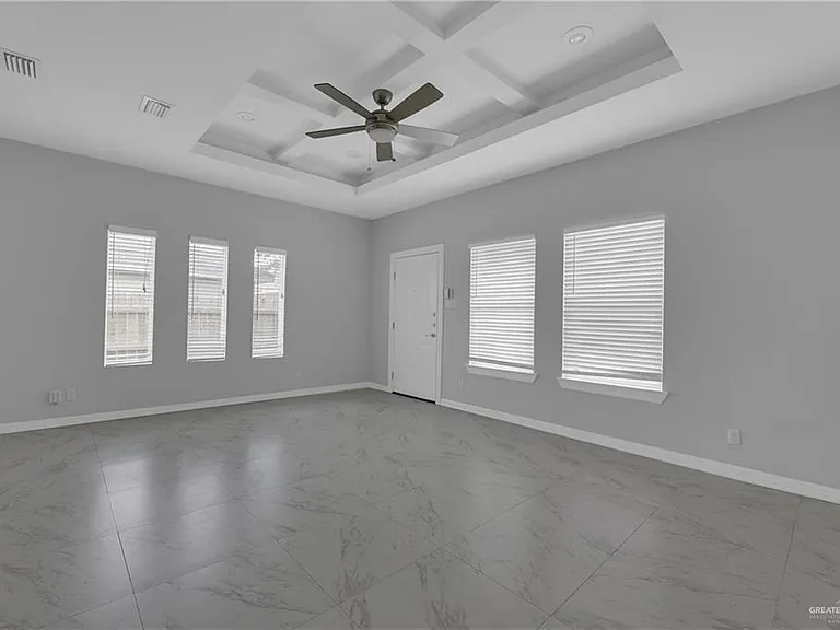 1012 E La Cantera Ave #4 — Photo 4