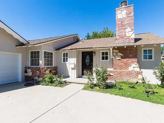 2nd image of 20959 Hemmingway St