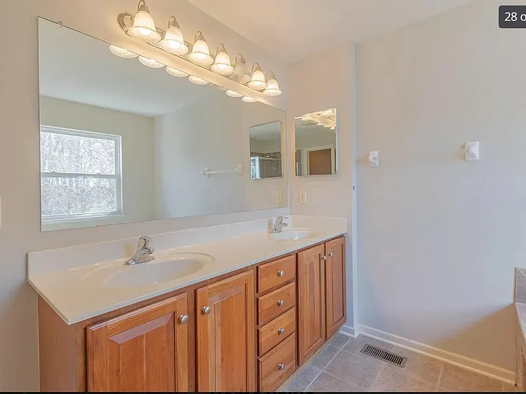 6519 Hilltop Trail Dr — Photo 28
