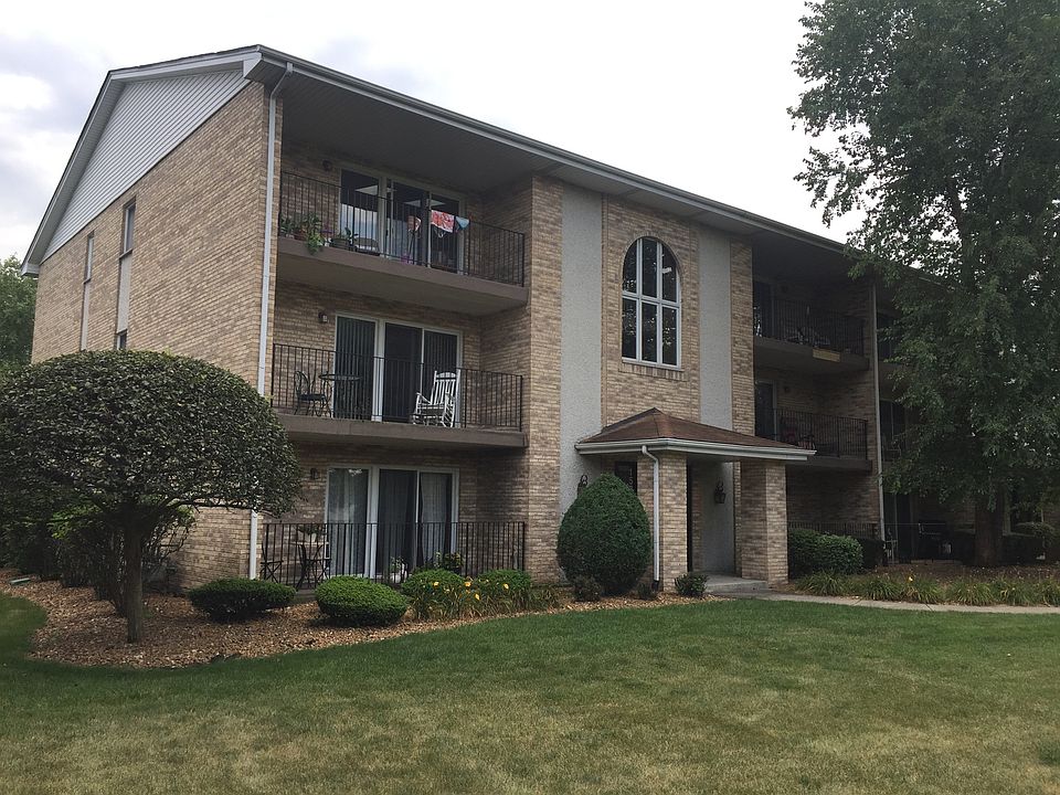1st image of 15809 S 76th Ave APT 1F