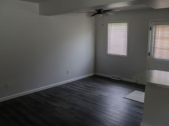 5th image of 317 Wrexham Ln #104