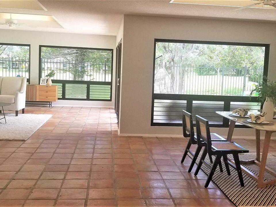 1st image of 1131 Kulauala Way