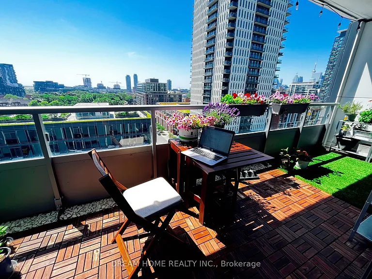 225 Sumach St S #905 — Photo 19
