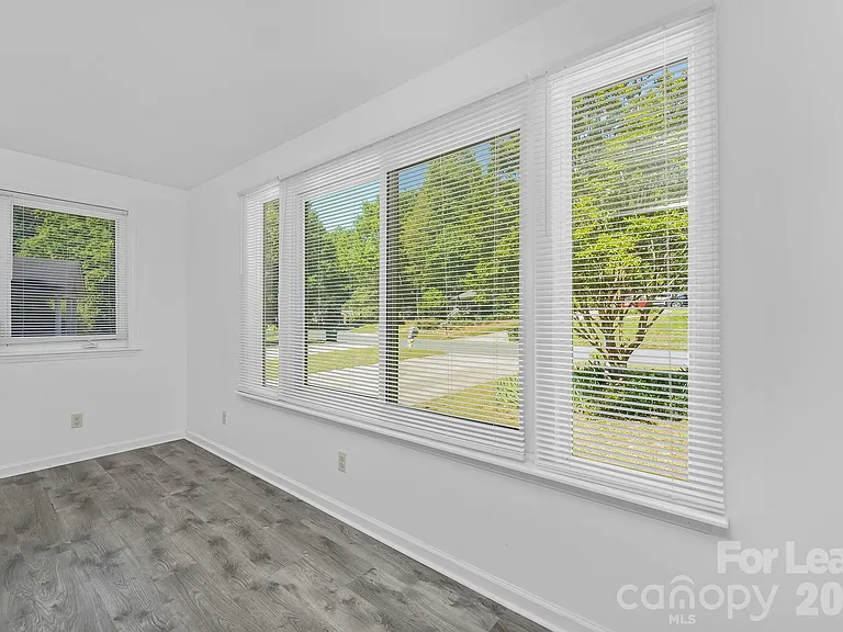21014 Pine Ridge Dr — Photo 7
