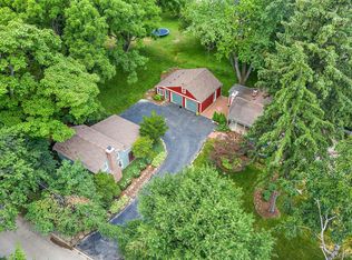 26265 W 14 Mile Rd, Franklin, MI 48025