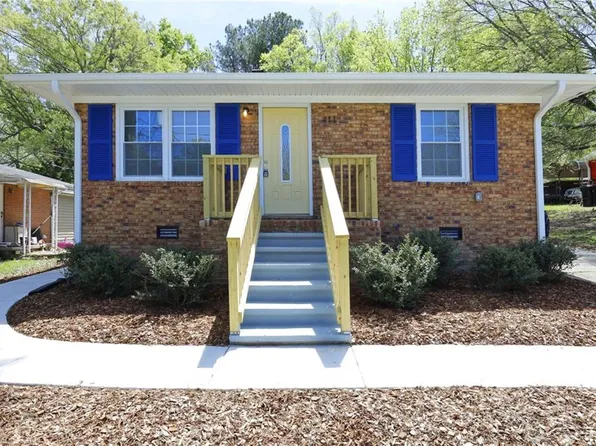 411 Hatch St, Burlington, NC 27217