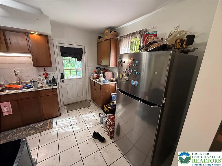 2955 Middletown Rd — Photo 9