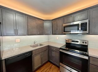 413 Maple St, Conshohocken, PA 19428