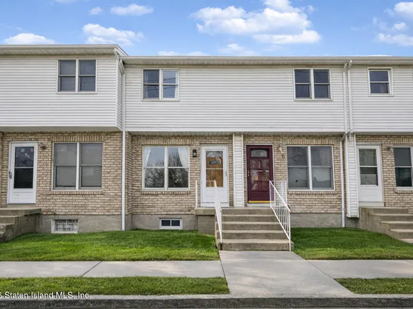 30 Tom Ct, Staten Island, NY 10310