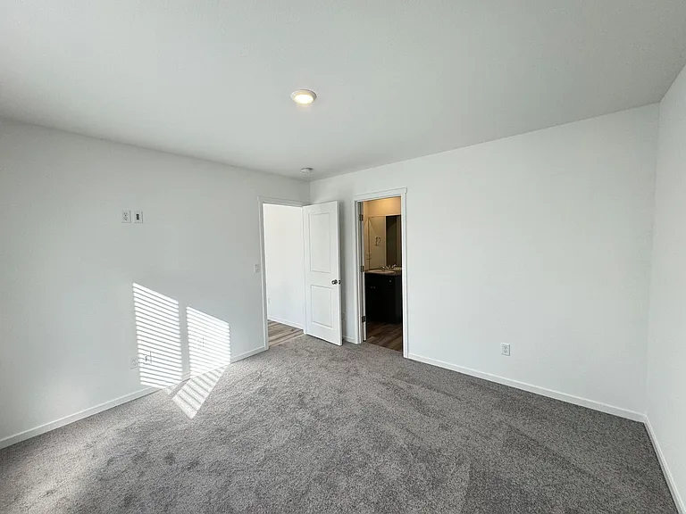 16649 Blue Pne — Photo 12
