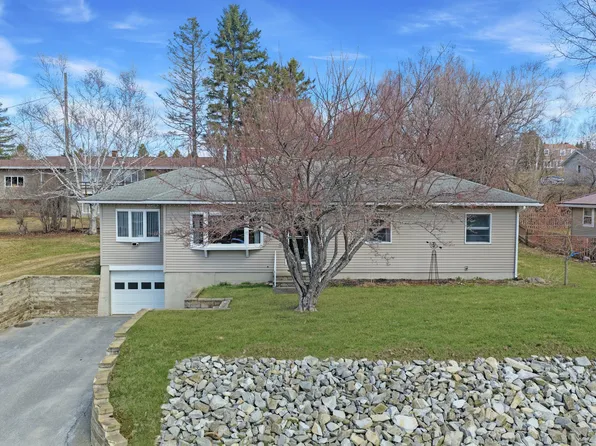 15 Home Farm Road, Caribou, ME 04736