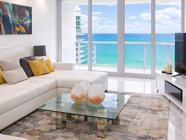 16425 Collins Ave #2514 — Photo 4