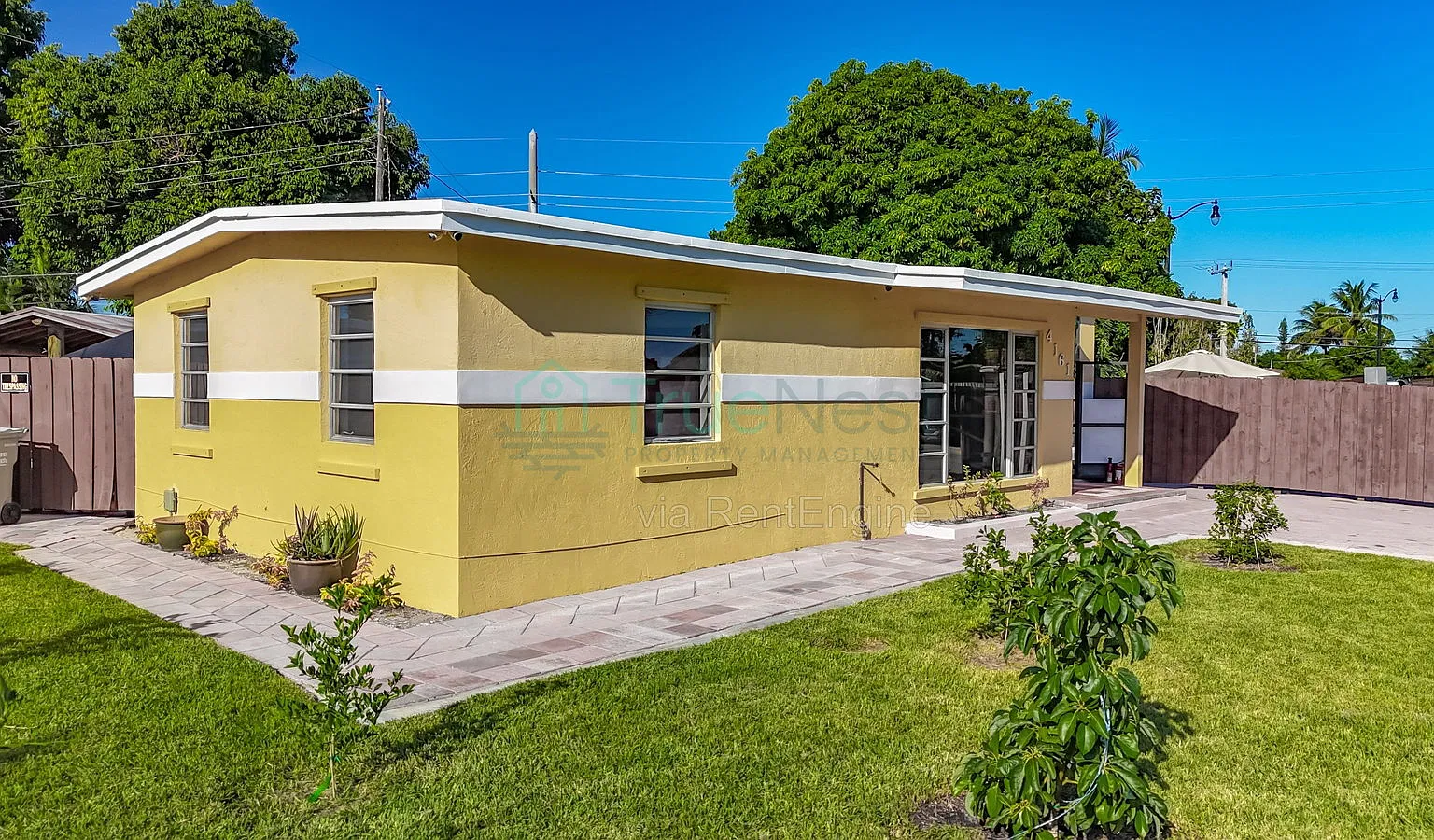 3 bed, 1.0 bath, $3,100 — Photo 3