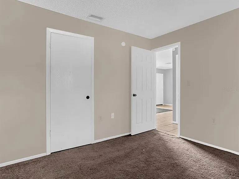 15115 Omaha St — Photo 13