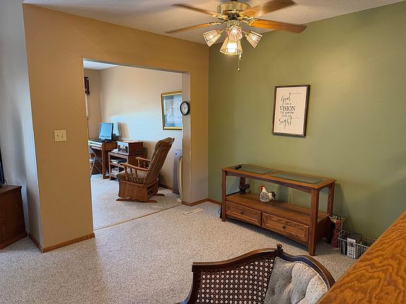 3rd image of 2907 Adkins Dr