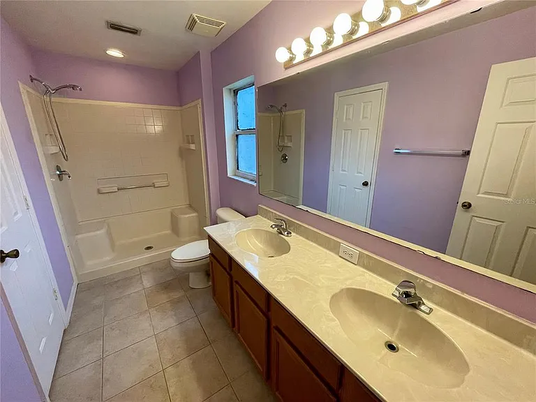 12119 Warwick Cir — Photo 15