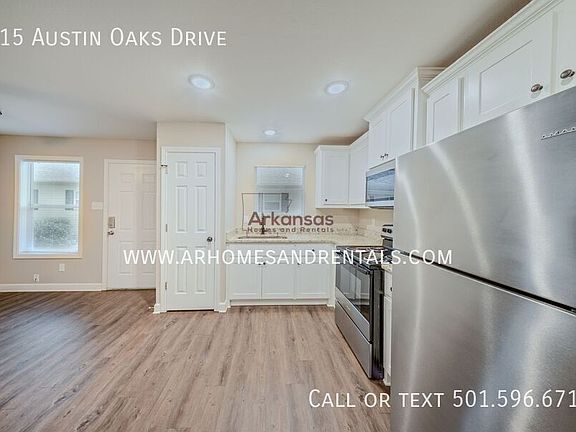 5th image of 315 W Austin St