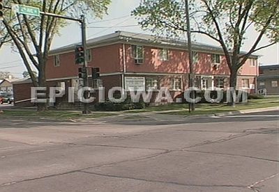 2nd image of 124 13th St SE APT F