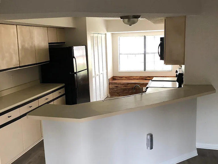 7703 Falcon Rest Cir #7703 — Photo 6