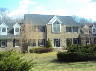 32 Newstar Ridge Rd, Sparta, NJ 07871