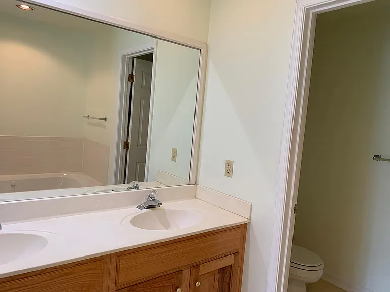4069 Darius Dr — Photo 17