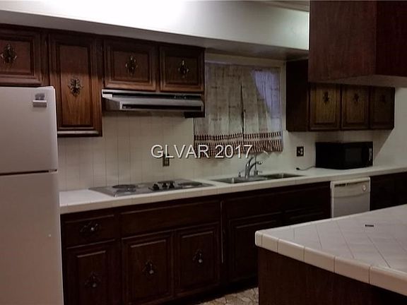 5th image of 518 Rose St #0