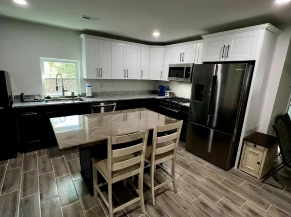 5561 River Rd, Decatur, TN 37322