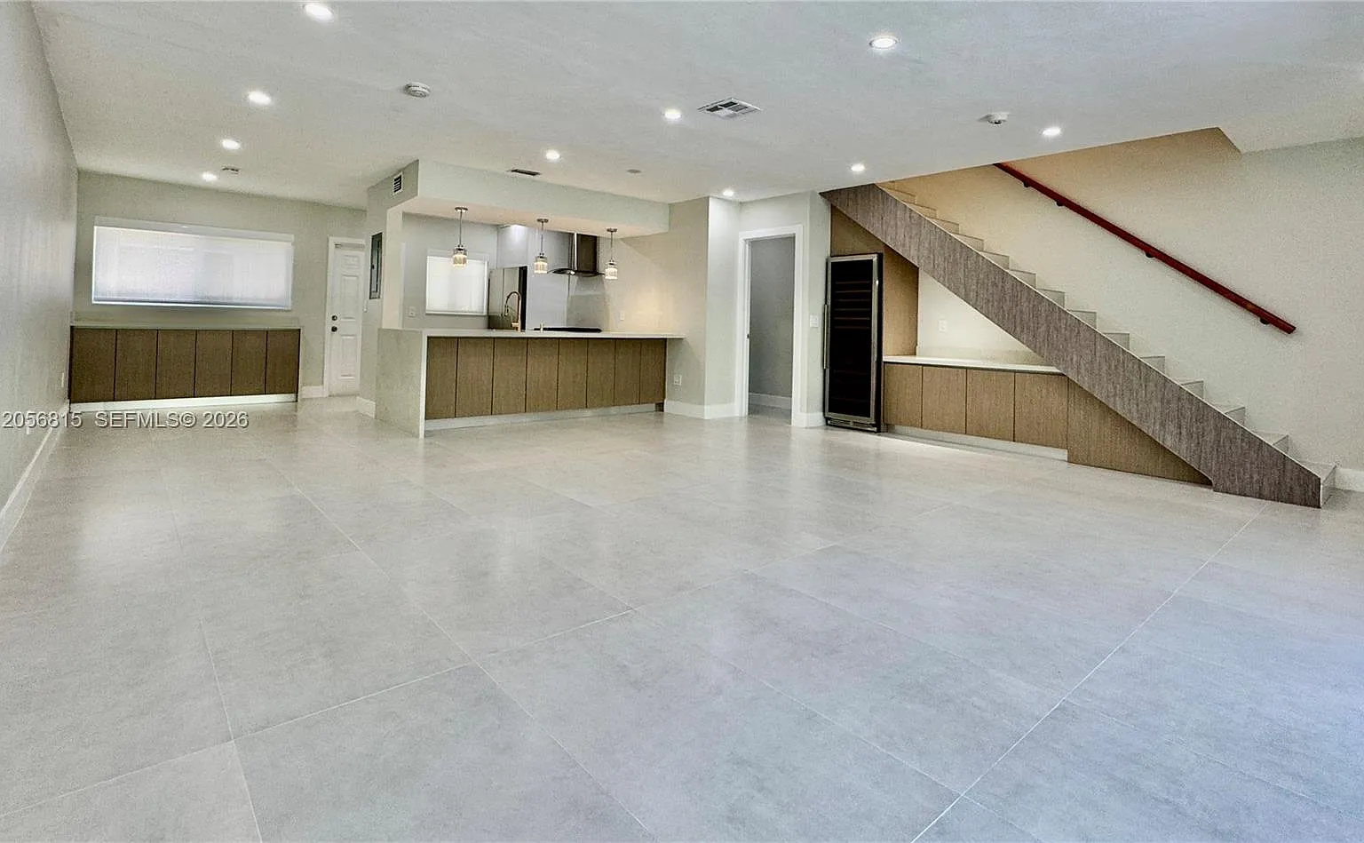 3 bed, 2.5 bath, 1632 sqft, $4,900 — Photo 3