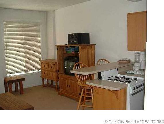 5th image of 580 S Main St #308