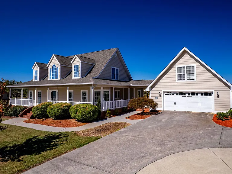 7794 Morganton Rd — Photo 2