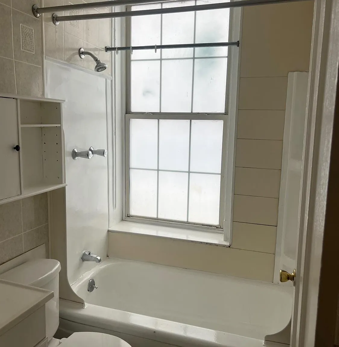 1 bed, 1.0 bath, 3000 sqft, $845 — Photo 4
