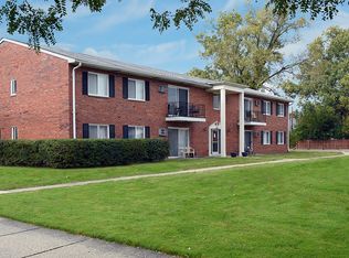Franklin Square Apartments, Livonia, MI 48154