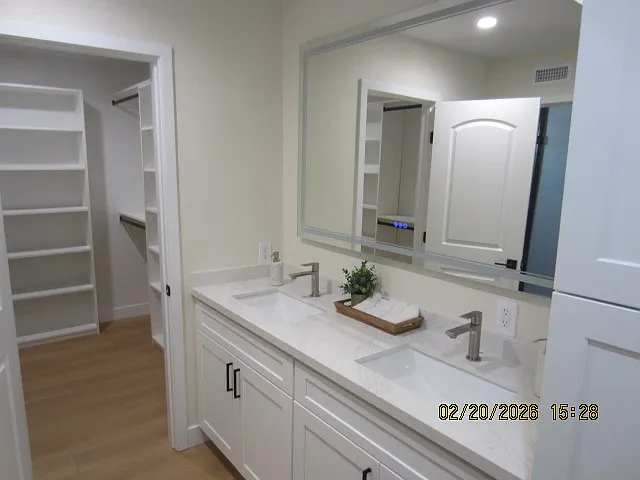 2615 Woodstock Ln — Photo 10