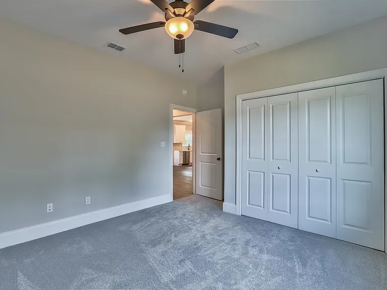 43 Sarlan Garden Dr — Photo 25