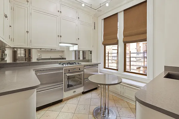 Sold by Compass | media 3