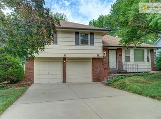 8610 Arlington Ave, Raytown, MO 64138