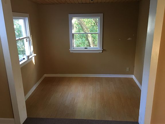 2nd image of 801 Westside Dr
