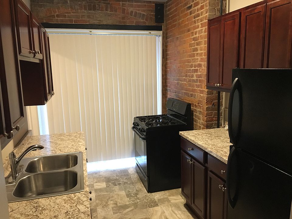 1st image of 334 Bryant St APT 2