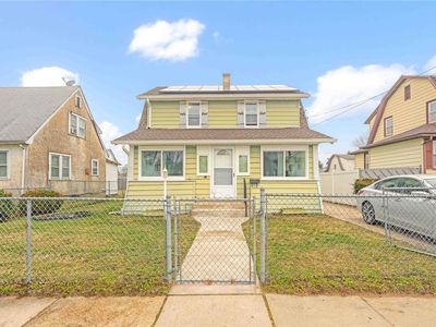 41 Davis Street, Roosevelt, NY, 11575