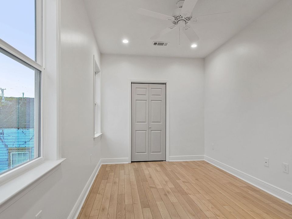 1st image of 1510 S Robertson #129742D63