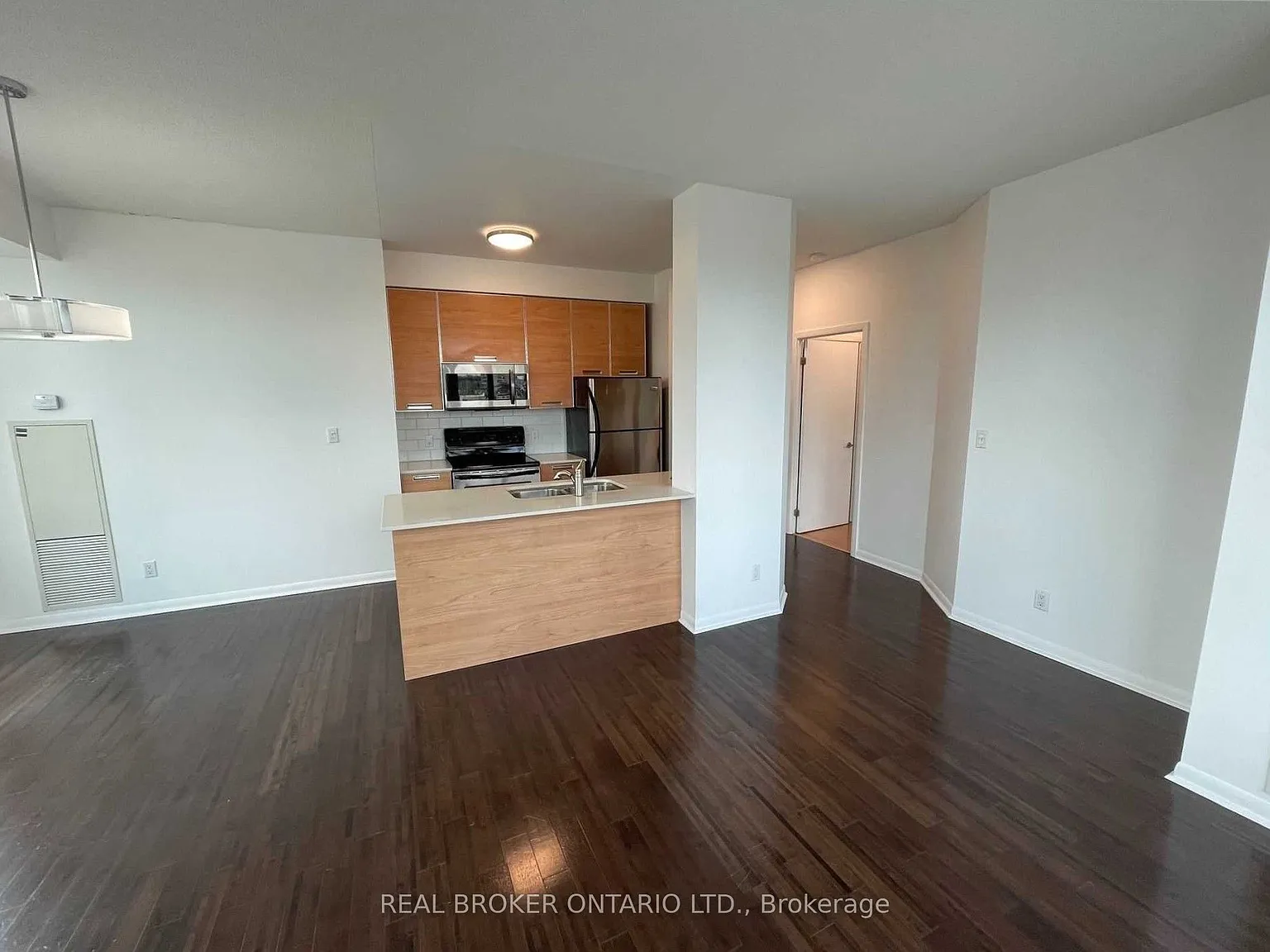2 bed, $3,000 — Photo 4