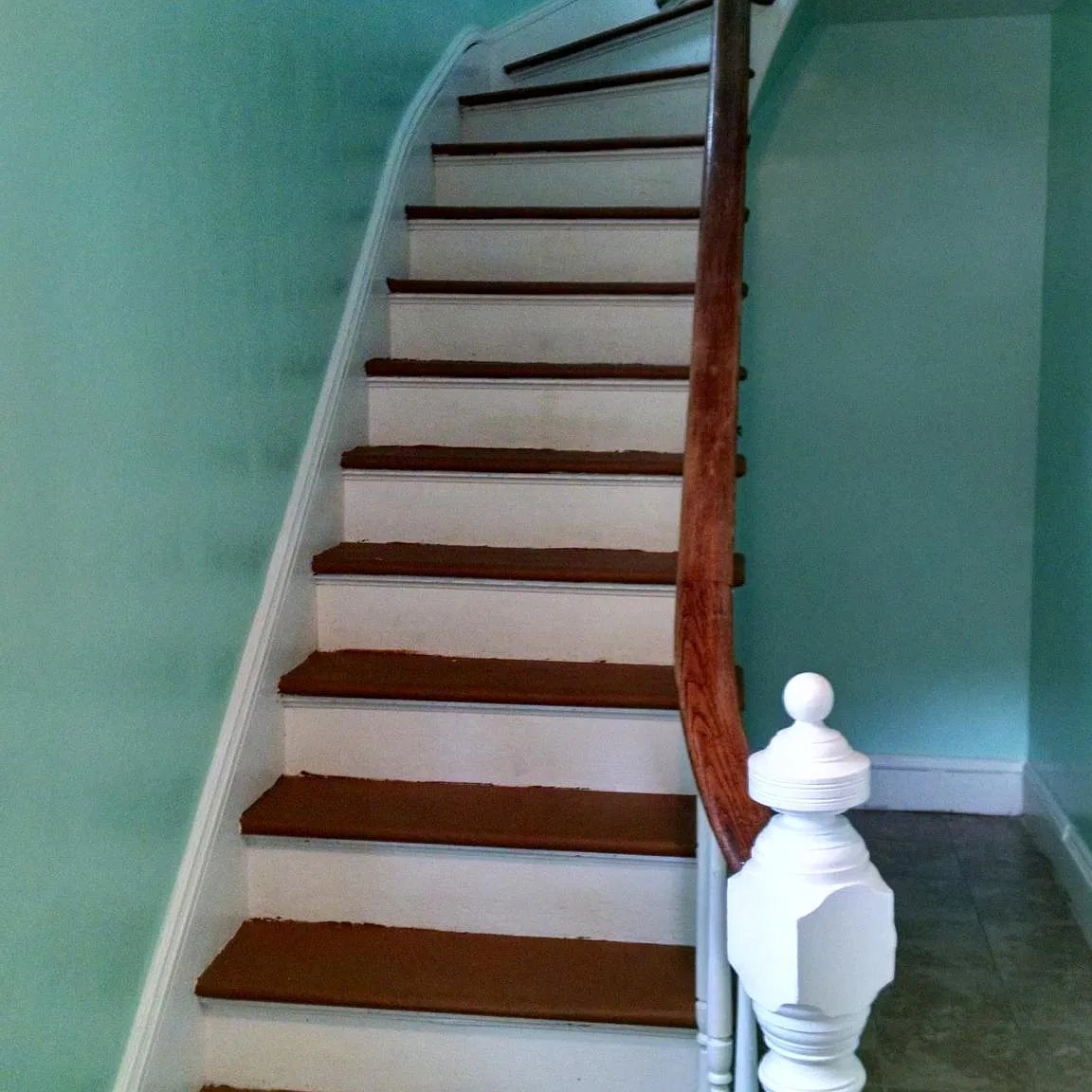 2 bed, 1200 sqft, $1,975 — Photo 1